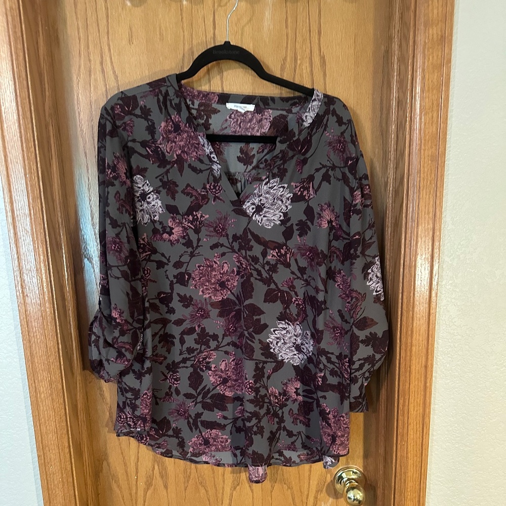 Maurices Gray/Wine Floral Blouse